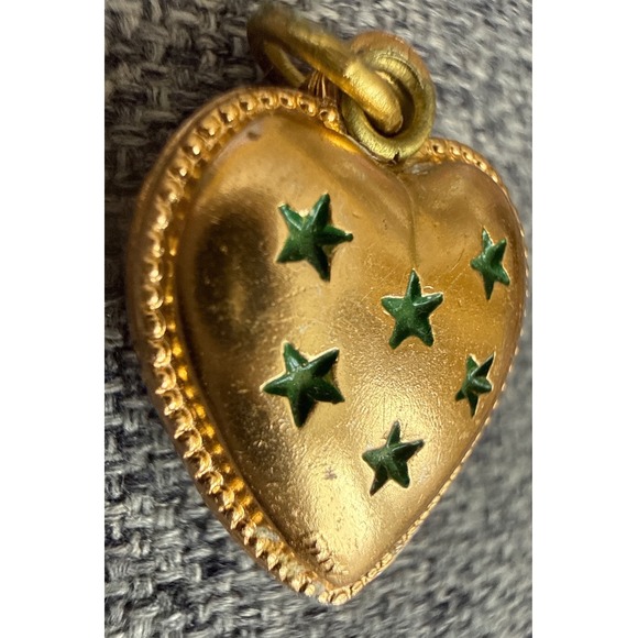 Vintage 1930s Gold Heart Locket Green Stars Religious Mary Charm pendant - Picture 12 of 13